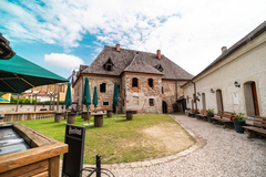 Romantický pobyt na historickém hradu Vildštejn se snídaní a degustační večeří pro 2 osoby