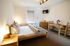 Romantický pobyt na historickém hradu Vildštejn se snídaní a degustační večeří pro 2 osoby