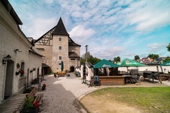 Romantický pobyt na historickém hradu Vildštejn se snídaní a degustační večeří pro 2 osoby