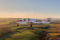 Pilotem českého letounu Sparrow ML na zkoušku