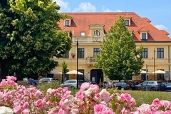 Odpočinkový wellness večer s 4chodovou večeří v hotelu Hejtmanský dvůr**** pro 2 osoby