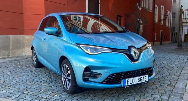 Pronájem elektromobilu Renault Zoe