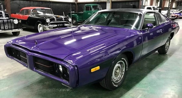 Pronájem Dodge Charger 1973 Praha