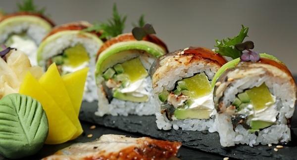 Sushi degustační menu pro 2 osoby v PRU58