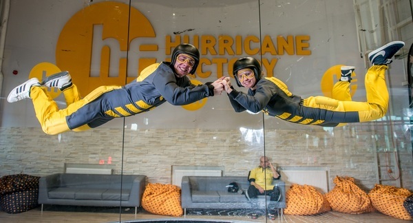 Vánoční akce 3+1 minuta ve větrném tunelu – indoor skydiving