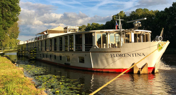 Velikonoční plavba s polopenzí a ubytováním na hotelové lodi Florentina na 3 noci