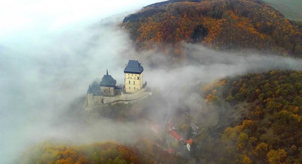 Vyhlídkový let nad Karlštejn