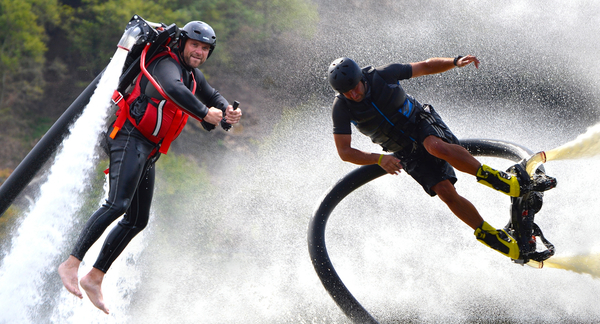 Univerzální poukaz vodního adrenalinu - Flyboard, Hoverboard nebo Jetpack