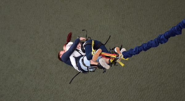 Bungee jumping Zvíkov ve dvou